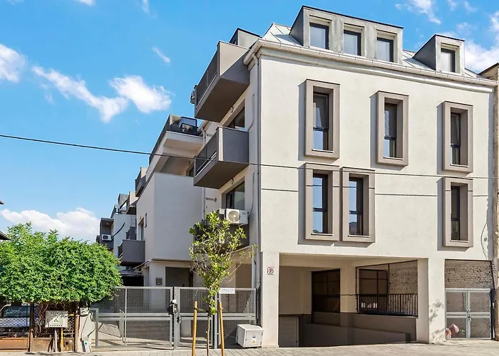 Ela Attic Studio Бухарест