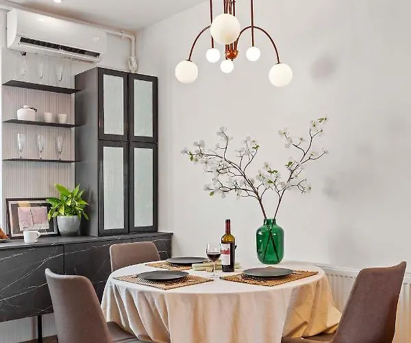 Ela Attic Studio Hotell